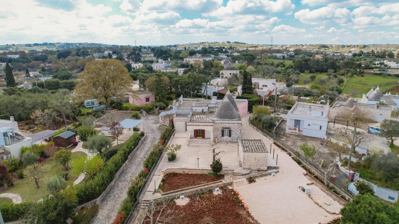 Trulli Della Collina Villa Locorotondo Exterior photo